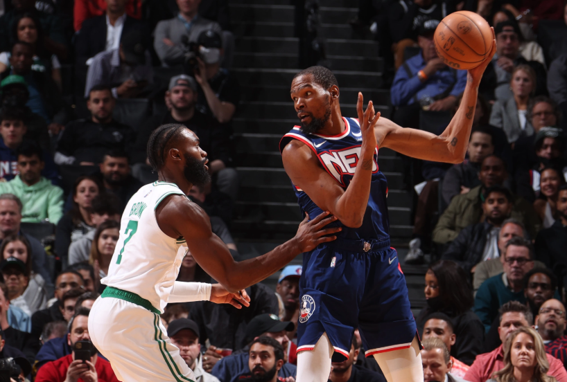 门德斯：不知道为啥有这么多关于亚马尔的噪音，我们都年轻过（门德斯不解外界围绕亚马尔的杂音：我们都曾年轻过）