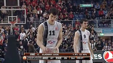 布斯克茨和阿尔巴将在赛季结束退役，穆勒：我向他们脱帽致敬（布斯克茨、阿尔巴赛季末挂靴，穆勒致意：向二人脱帽致敬）