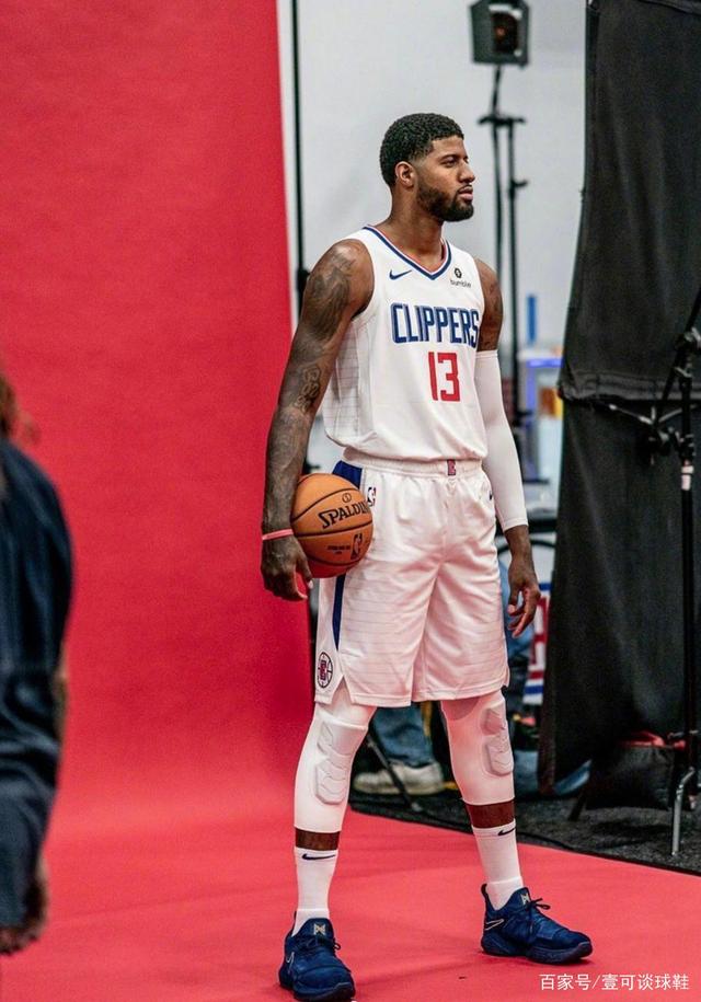 Sacha：巴黎没和布阿迪接触也没达成协议，里尔要价1亿（Sacha：巴黎未与布阿迪接触、暂无协议，里尔开价1亿欧元）