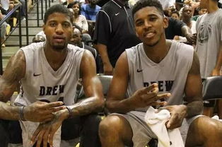 病急乱投医？官方：前米堡主帅罗伯·爱德华兹重返狼队担任主教练（官方确认：前米德尔斯堡主帅罗伯·爱德华兹回归狼队执掌教鞭）