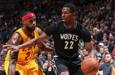 篮球勇士替补控卫连续三场得分上双（勇士替补控卫已连三场砍下两位数得分）