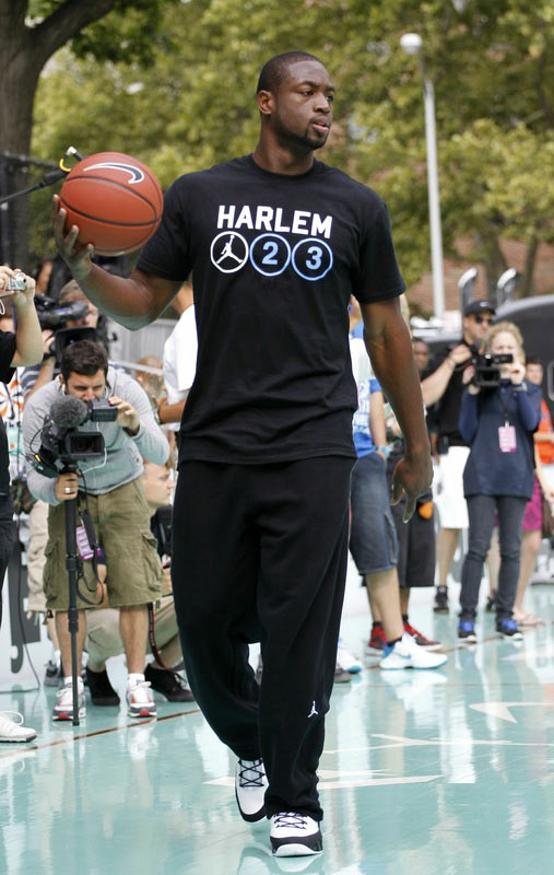 替补球员上场即改变比赛节奏（替补登场瞬间改写比赛节奏）