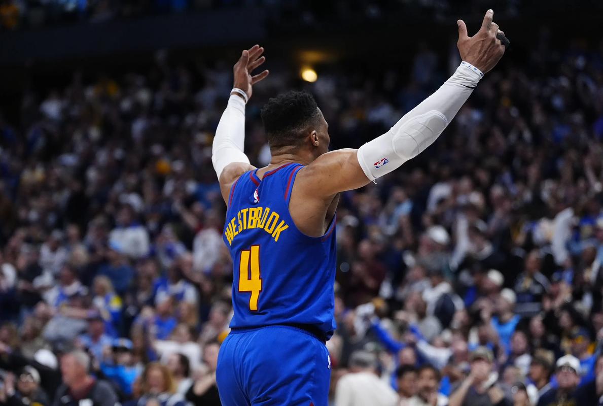 欧冠比赛战术分析：尤文图斯防守策略,（欧冠战术解读：尤文图斯的防守之道）