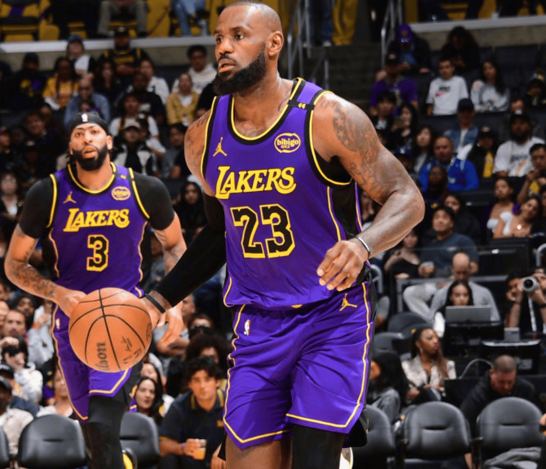 记者：若罗德里戈和维尼修斯都离队，皇马一定想签下哈兰德（记者：若罗德里戈与维尼修斯双双离队，皇马势必引进哈兰德）