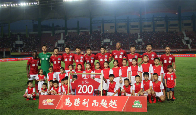 官方：西班牙国家队主帅德拉富恩特续约（官方宣布：西班牙国家队主帅德拉富恩特完成续约）